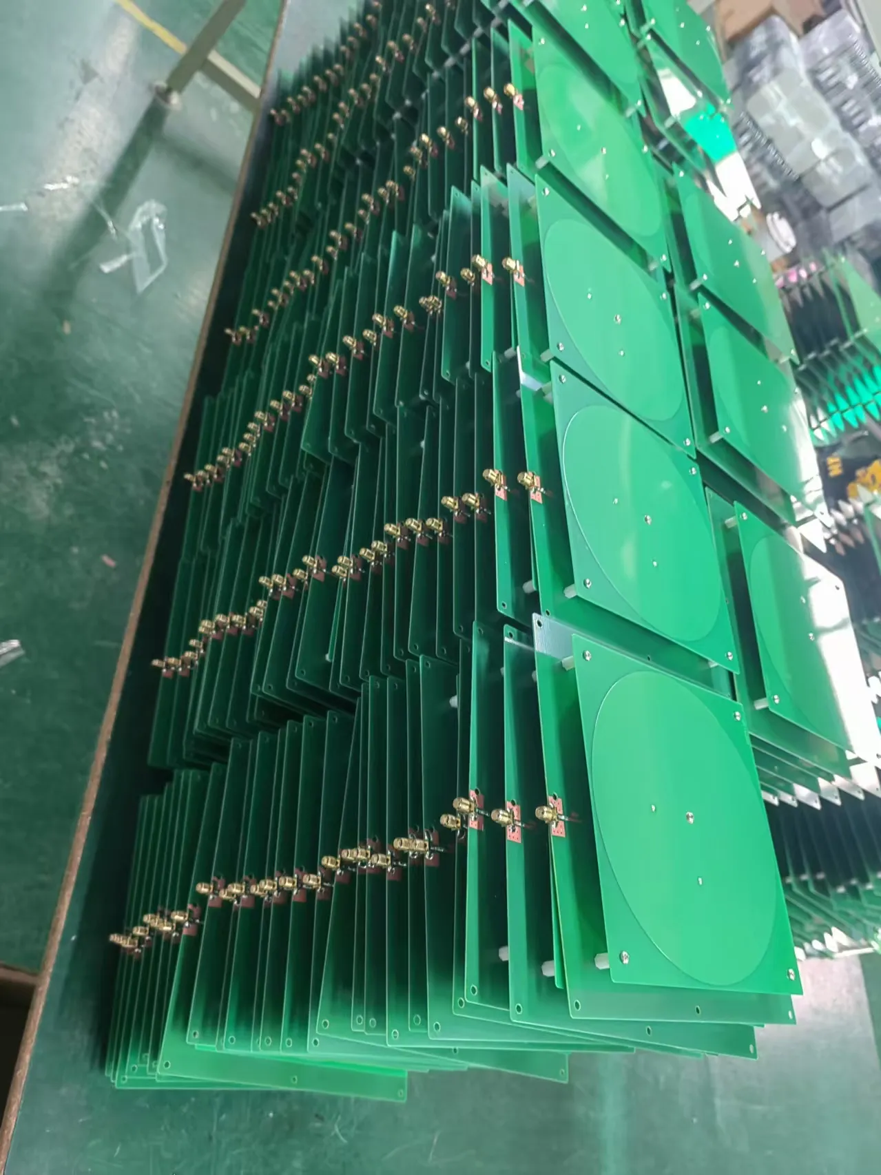 UHF RFID Directional PCB Antenna 8 dBi IDTS-RA8190 (190 × 190 mm), view 2