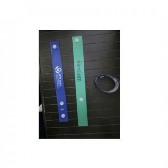 PVC Dual Button RFID Wristband